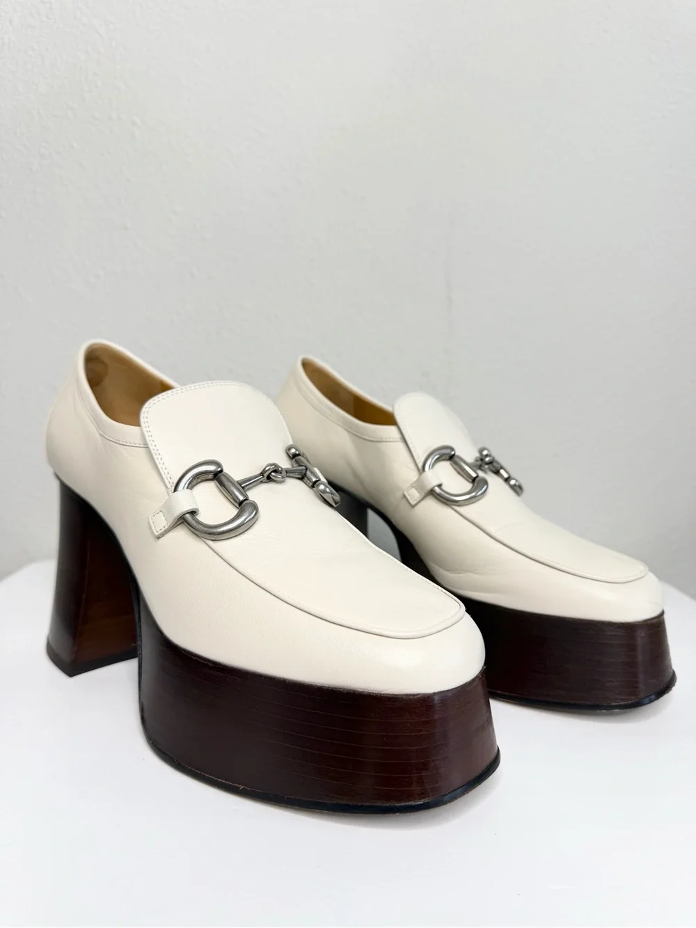 Gucci Malaga Kid Horsebit Platform Loafers In Mystic White / Ivory Size 37.5